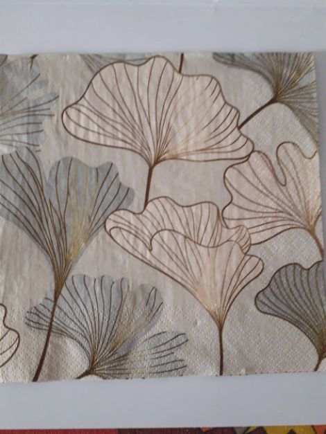 Gingko Biloba Leaves
