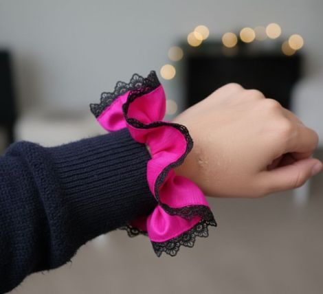 Elastic de par din twill fuchsia cu dantel