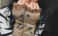 Fingerless glives