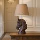 Lampa de masa cu un bust de cal