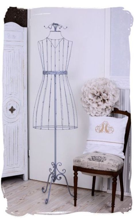 Manechin decorativ din fier forjat