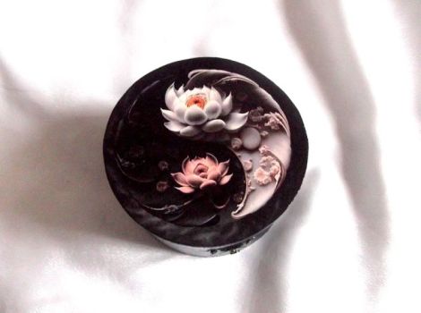 cutie lemn Yin Yang 