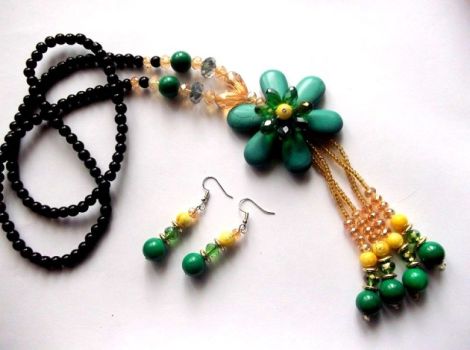 set cu howlite si cristale