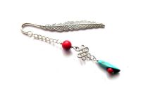 semn de carte cu howlite si turcoaz 