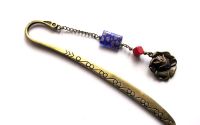 semn de carte cu howlite rosu
