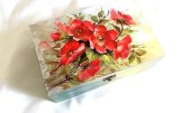 cutie lemn cu model floral 