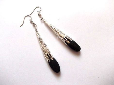 cercei howlite negru 