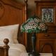 Lampa de masa Tiffany cu abajur floral
