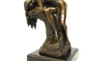 Nud adormit-statueta din bronz pe soclu marmura