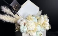 Aranjament floral din cear natural Everbelle