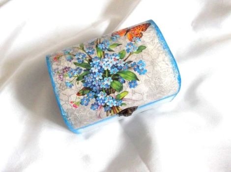 cutie lemn decorata 