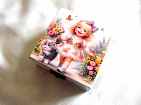 cutie lemn decorata