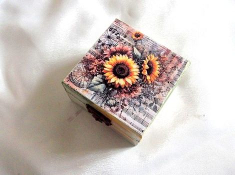 cutie lemn decorata