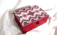  Cutie lemn decorata cu motiv traditional 