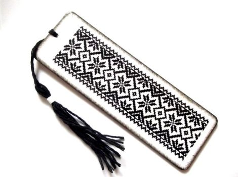 semn de carte cu motiv traditional 