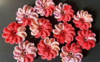 Lot de flori crosetate