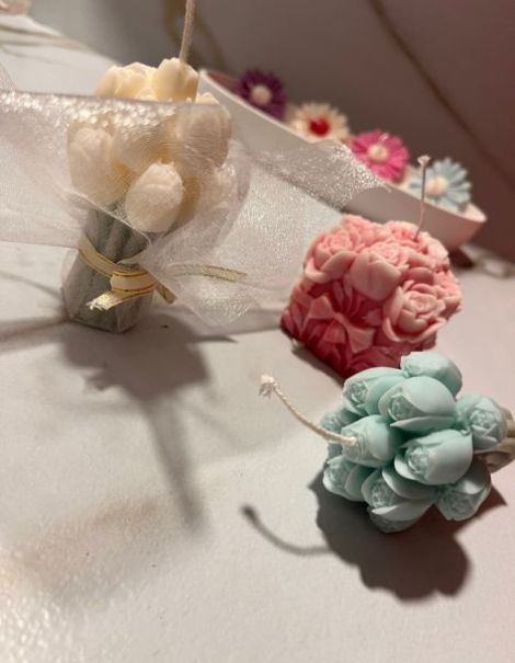 Martisor Buchet de Lalele Detaliat