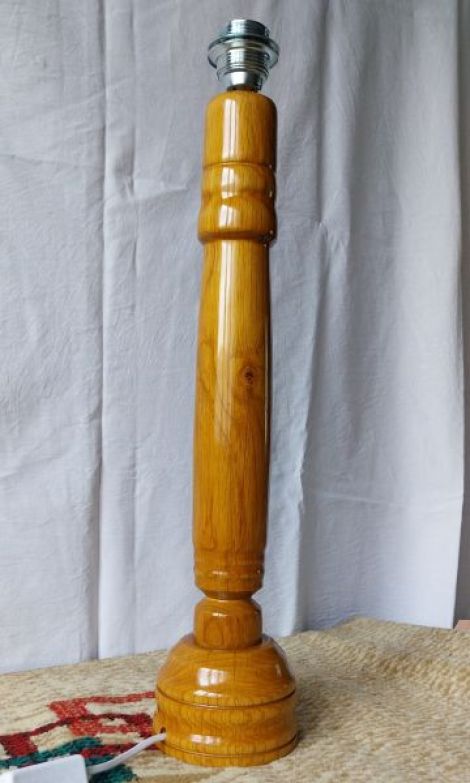 Lampa lemn masiv stejar lucrata manual