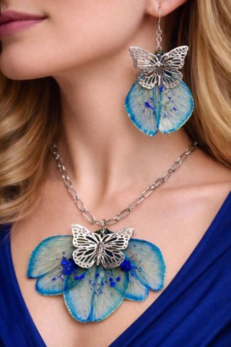 Cercei handmade din lalele naturale 01847