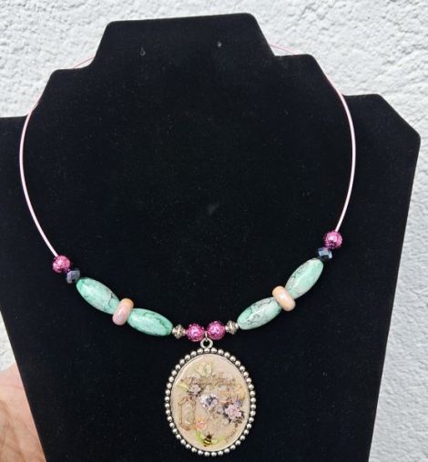 Colier handmade statement cu pandantiv vintage flo