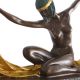 Isis-statueta din bronz cu un soclu din marmura