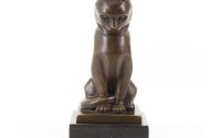 Pisica-statueta din bronz pe un soclu din marmur