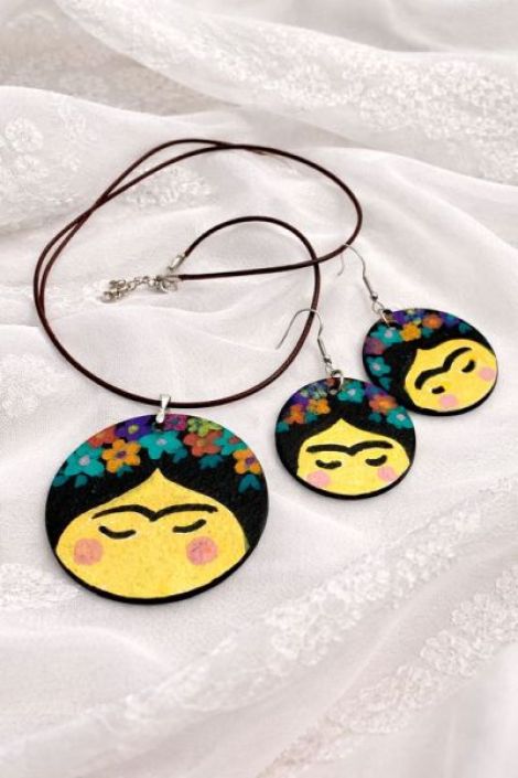 Set bijuterii pictat manual -motiv Frida Kahlo 0