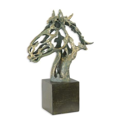 Cap de cal-statueta din rasini speciale
