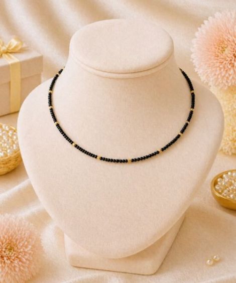 Choker negru finut
