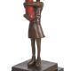 Rocket Girl-statueta din bronz cu soclu din marmur