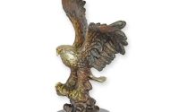 Vultur-statueta din bronz cu un soclu din marmura