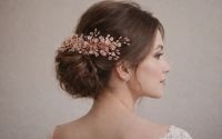 Pieptan elegant cu cristale roz-piersica