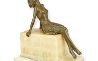 Femeie la soare-statueta din bronz 