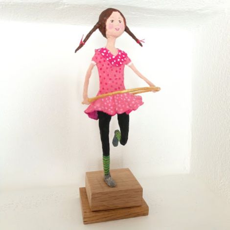 Figurina papier mache