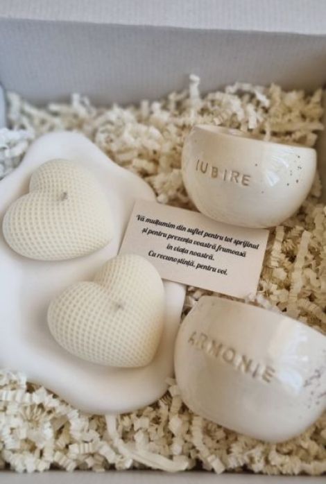 Two hearts gift box