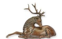 Cerb sezand-statueta din bronz