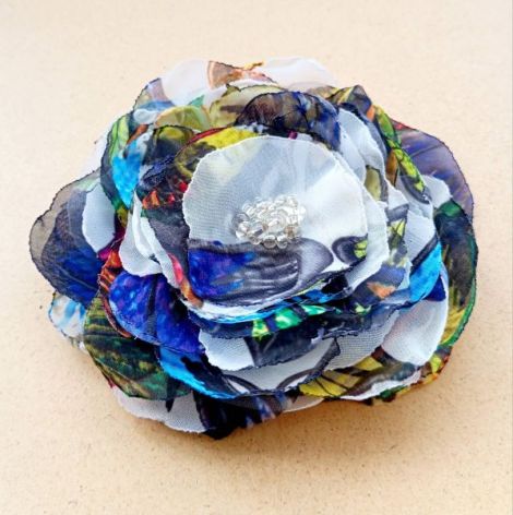 Brosa floare multicolor   10 cm