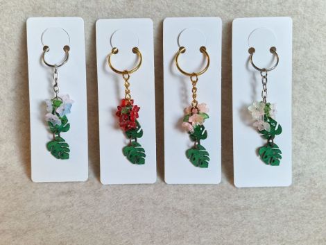 BrelocAccesorii cu flori