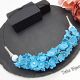 Colier handmade statement cu flori bleu - Elegan