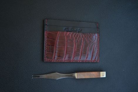 Portcard lucrat manualdin piele naturala 