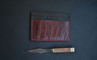 Portcard lucrat manualdin piele naturala 