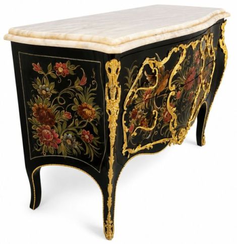 Comoda monumentala din lemn masiv cu blat marmura