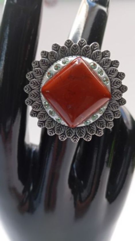 Inel floare cu Jasp rsu si Swarovski