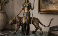 Amazoana cu pantera-statueta din bronz