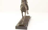 Calaret cu calul sau-statueta din bronz 