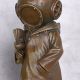 Fetita scafandru-statueta din bronz 
