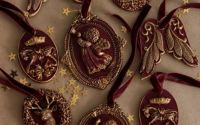 Set ornamente ceramice burgundy pentru brad