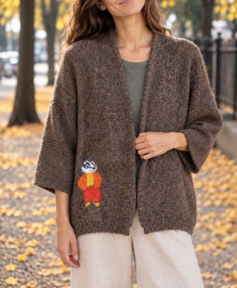 Cardigan maro cu bursuc