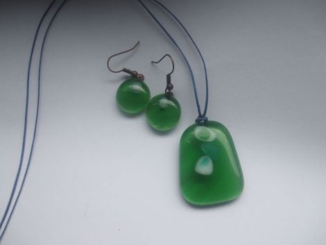 trapez verde deschis