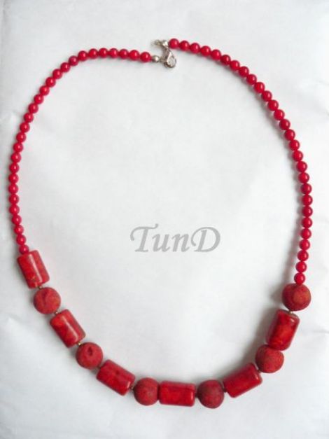 Colier coral